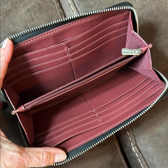 Coach Signature Stripe Wallet in Black and Cream - Picture 3 of 3